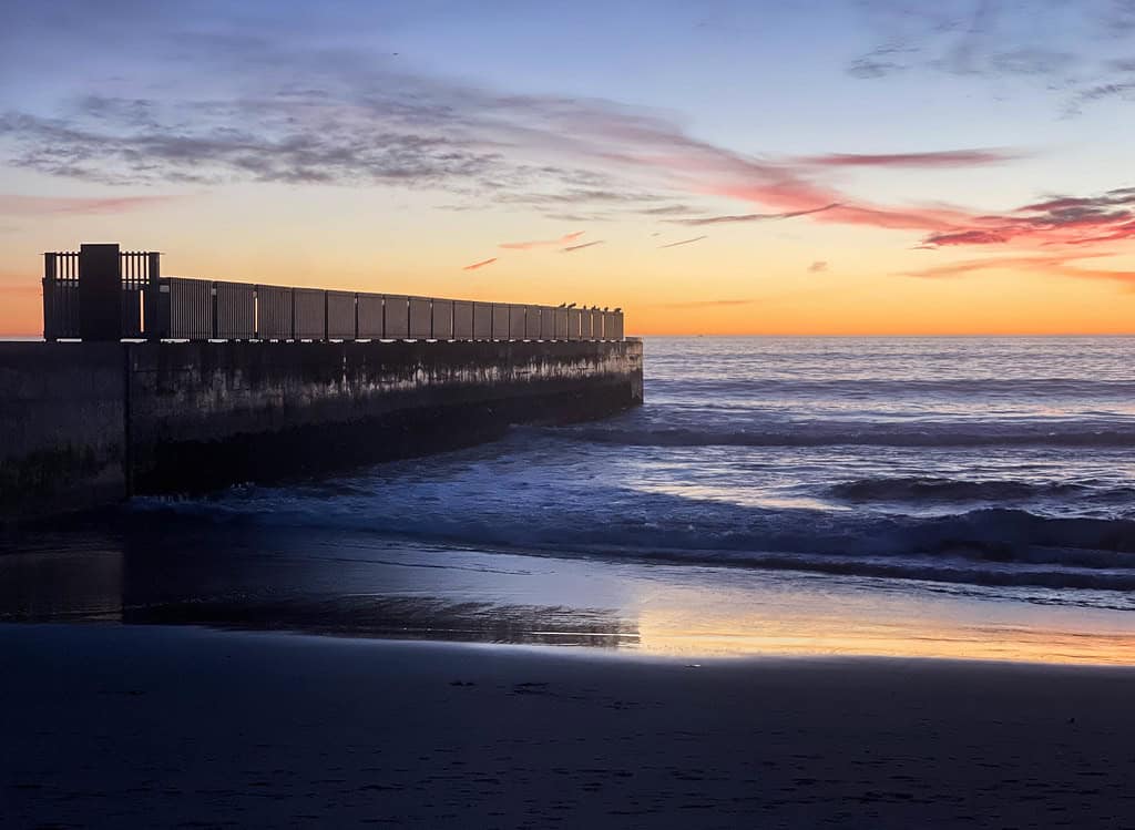 Dockweiler State Beach